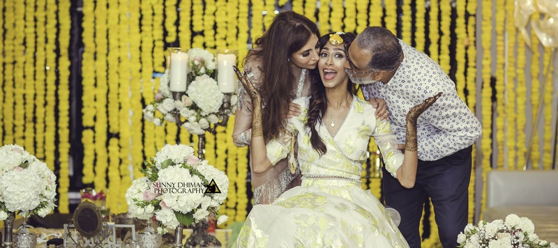 Faisal & Zahra Dubai : A breathtaking Palazzo Versace, Dubai wedding with a gorgeous pre wedding shoot